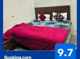 OYO Hotel Mahima, khách sạn ở Pānīpat