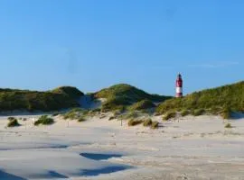 Berlin-Wilmersdorfer Nordseeheim - mit Etagenküchen zur Selbstversorgung