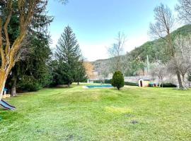 Acogedor alojamiento en Martinet, Cerdanya, Puigcerdá, hotel v destinaci Martinet