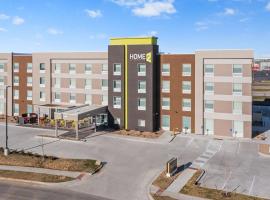 Home2 Suites By Hilton Cedar Rapids Westdale, hotel near The Eastern Iowa Airport - CID, Cedar Rapids