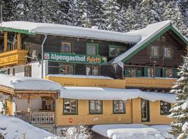 Alpengasthof Paletti, hotel v destinaci Uttendorf