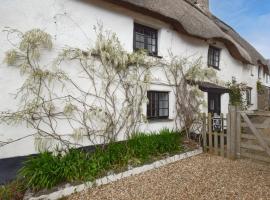 3 Bed in Salcombe 75138, хотел в Bigbury