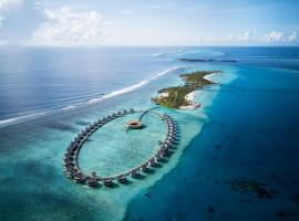 The Ritz-Carlton Maldives, Fari Islands, hotel s jacuzzi v destinaci North Male Atoll