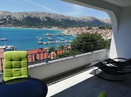 Apartments Andrea, hotel cerca de Baška Port, Baška