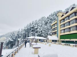 Snow Valley Resorts Dalhousie, three-star hotel in Dalhousie