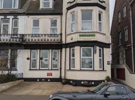 Cleasewood Guest House, hotel near Great Yarmouth Britannia Pier, Great Yarmouth