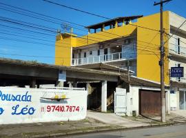 Pousada Do Léo, hotel cerca de Stamped Stone, Bertioga