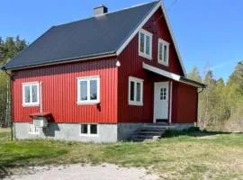 4 Bedroom Awesome Home In Engesland