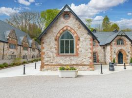 Chequers Lodge- Dalton-in- Furness- Self check in- for professionals and tourists, place to stay in Dalton in Furness