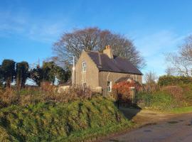 Knockanree Cottage-Quiet, tranquil country hideaway, vila v destinácii Avoca