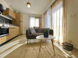 APPART'ICI Studio avec chambre séparé et grande terrasse, serviced apartment in Lunel-Viel