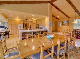2 Mi to River Run Day Lodge Family-Friendly Home, hotel v destinaci Sun Valley