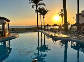 Dona Lola Resort Calahonda Mijas, khách sạn ở Mijas Costa