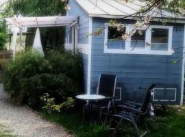 Modernes Tiny House Ortenau, hotel met parkeren in Rheinau