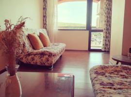 Ma-Bebe SPA Suite - Thermal Jacuzzi and Family Comfort, hotel de 3 estrelas em Pchelin