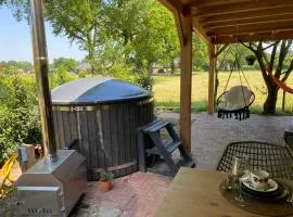 Boerderijlodge met hottub