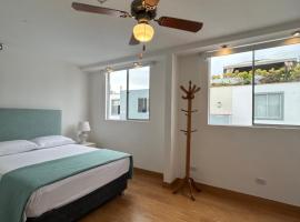 Mar Private Rooms, hotel em Lima