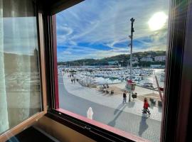 Kai Etxea , el mismo puerto de Bermeo, Hotel in Bermeo