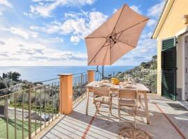 Awesome Apartment In Recco With Kitchen, hôtel à Recco