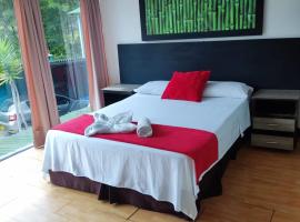 FINCA HOTEL SANTO TOMAS REAL, hotell i Rionegro