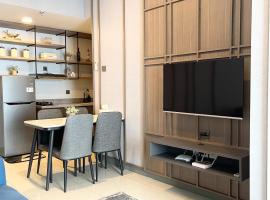 2 BR I ANDERSON I 22floor I above pakuwon mall I the biggest shopping center, apartment in Surabaya
