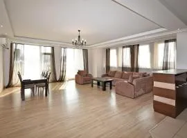 2 Bedrooms 2 Bathrooms Large And Lux Apartment Best Location
