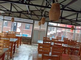 KALINCHOWK COUNTRY VILLA (P) LTD, Hotel in Charikot