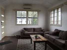 11 Barrett St, Bungalow QLD 4870, Australia