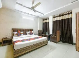 FabHotel Ess Pee Grand