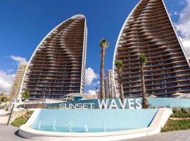 SUNSET WAVES vistas al mar