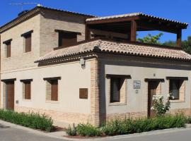 Casa Rural Maria Isabel, hotel bajet di Puigmoreno