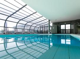 Kyriad Prestige Residence & Spa Cabourg-Dives-sur-Mer, spa hotel in Dives-sur-Mer