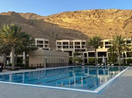GLOBALSTAY. New Apartments in Muscat Bay, hotel amb aparcament a Bandar Jişşah