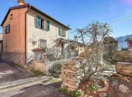 3 Bedroom Cozy Home In Lumarzo