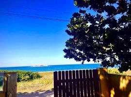 Casa á Beira-Mar Praião, Prainha, Barra de São João, sewaan penginapan tepi pantai di Barra de São João