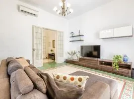 Enormous luxury 3-storey townhouse, rooftop EGAS1-1