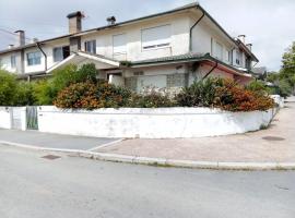 Miramar on Beach View Villa, hotel con campo de golf en Vila Nova de Gaia