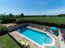 Birds Farm, hotel with pools in Colchester