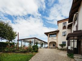 Agriturismo La Torricella, estancia rural en Monforte dʼAlba