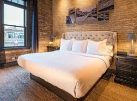 124 Lofts - Downtown Dundee - Walk to Dining