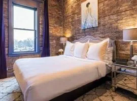 124 Lofts - Downtown Dundee - Walk to Dining