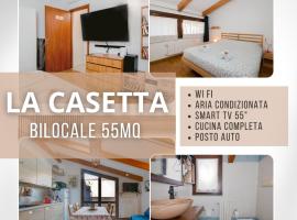 "La Casetta" tra Milano, Monza e i laghi di Como e Lecco, хотел в Чезано Мадерно
