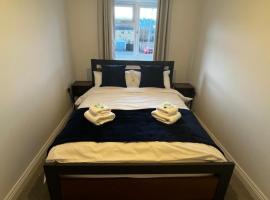 Brand new one bedroom flat in Kidlington, Oxfordshire, hotell i Kidlington