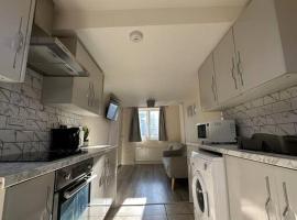 Modern 1 Bed Flat In Derby City: Derby'de bir otel