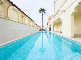 Villa in St Julian's with Private Pool, cottage in St Julian's