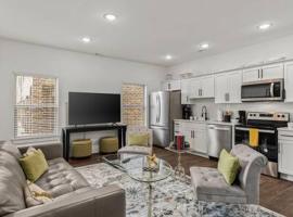 The Warhol - Pet-Friendly Apartment, hotel in Bentonville
