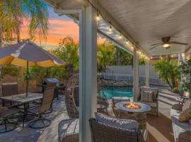 Minutes to Wineries Outdoor Oasis Pool Table, hotel em Murrieta