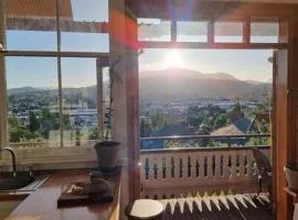 Historic Home close to CBD 3Brm with views
