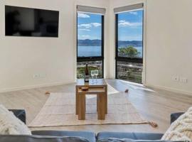 The View Studio Apartment Fully self-contained Sandy Bay, apartment in Sandy Bay