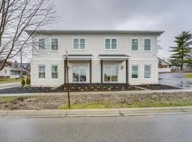St Clair Apartment - Walk to River and Boardwalk!